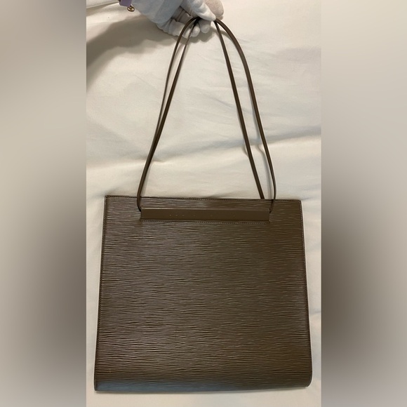 Beautiful Light Gray-Brown Louis Vuitton St. Tropez Epi Leather Shoulder Bag - Picture 1 of 15